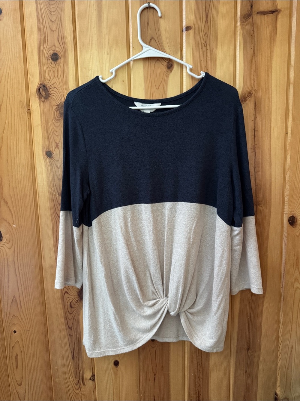 Market & Spruce Navy and Cream Knot-Front Colorblock Tunic